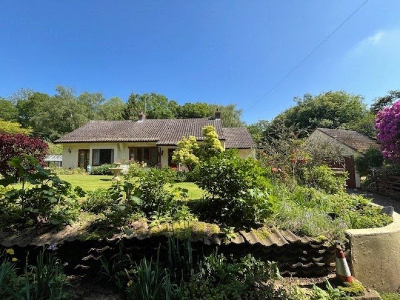 Click the photo for more details of Foxborough Chase, Stock, Ingatestone, Essex, CM4