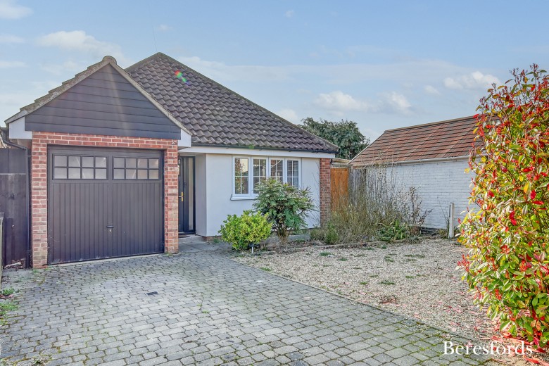 Click the photo for more details of Rye Walk, Ingatestone, Essex, CM4