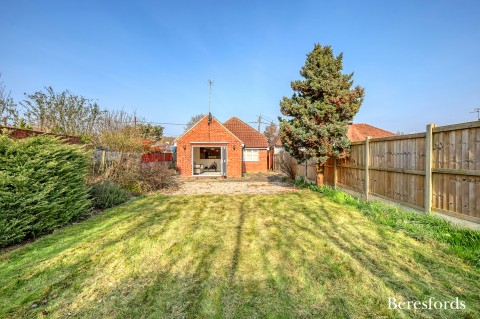 Click the photo for more details of Rye Walk, Ingatestone, Essex, CM4