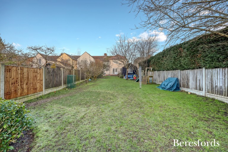 Images for Bank End, Maldon Road, Margaretting, Ingatestone, CM4