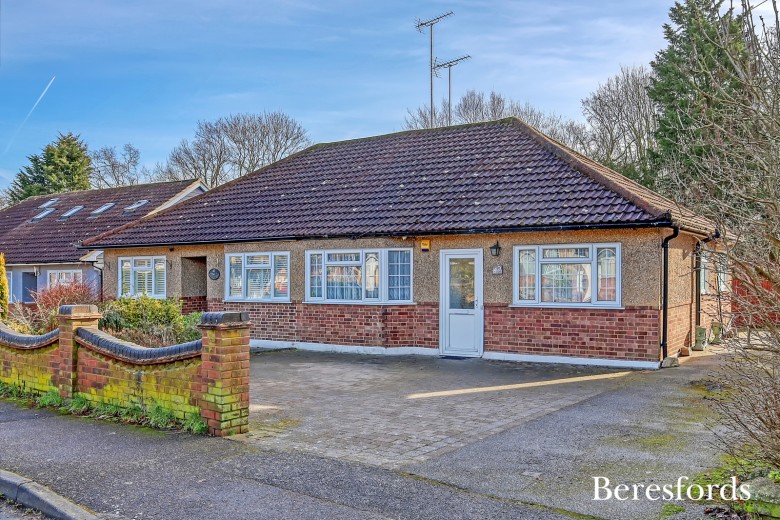Click the photo for more details of Heybridge Road, Ingatestone, Essex, CM4