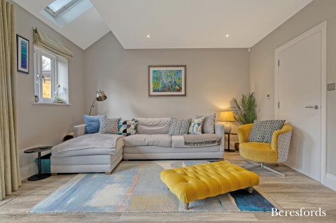 Click the photo for more details of Crown Mews, Ingatestone, Essex, CM4