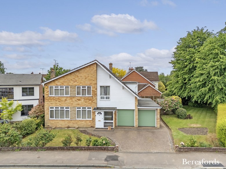 Click the photo for more details of Docklands Avenue, Ingatestone, Essex, CM4