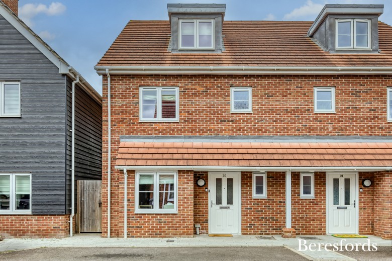 Click the photo for more details of Elm Gardens, Mountnessing, Brentwood, Essex, CM15
