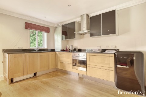 Click the photo for more details of Station Lane, Ingatestone, Essex, CM4