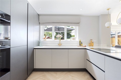 Click the photo for more details of Hanningfield Park, Rettendon Common, Chelmsford, Essex, CM3