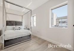 Images for Alpen Close, Romford, RM2