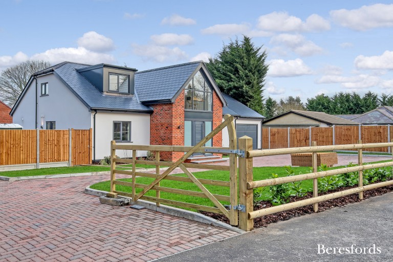 Images for Totternhoe Place, North Drive, Hutton, Brentwood, CM13