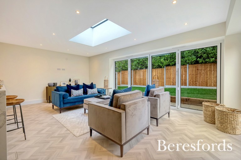 Images for Totternhoe Place, North Drive, Hutton, Brentwood, CM13