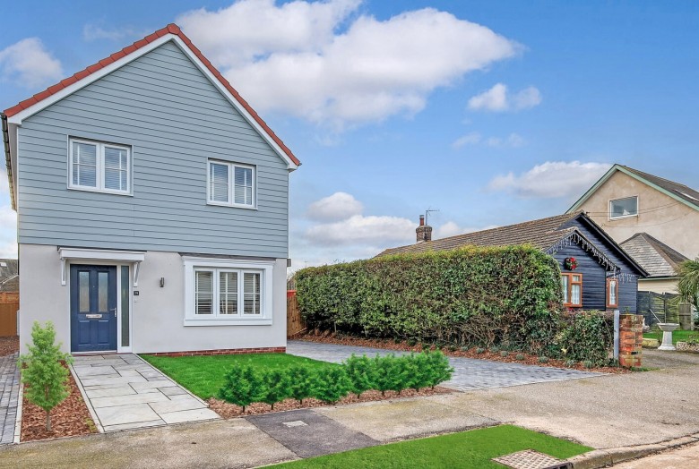 Click the photo for more details of Saltmarsh Place, Thurstable Road, Tollesbury, Maldon, CM9