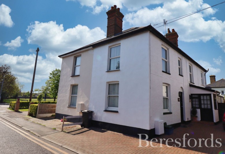 Click the photo for more details of Queen Street, Maldon, Essex, CM9