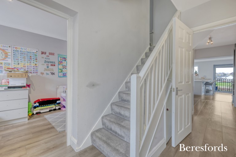Images for Aspen Grove, Upminster, RM14