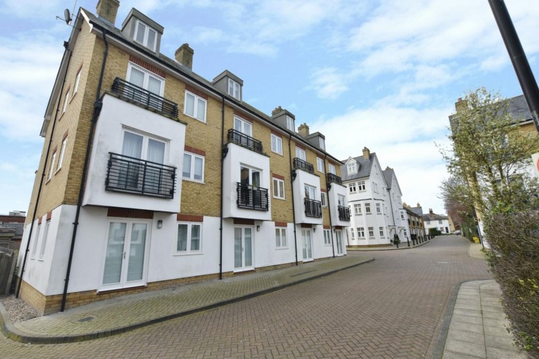 Click the photo for more details of Quest Place, Maldon, Essex, CM9