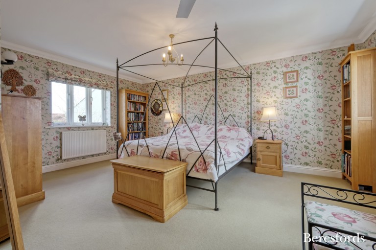 Images for The Hawthorns, Burnham-on-Crouch, Essex, CM0