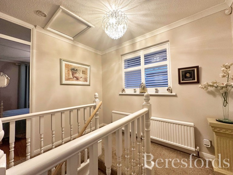 Images for Upper Rainham Road, Hornchurch, RM12