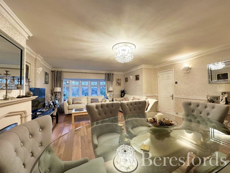 Images for Upper Rainham Road, Hornchurch, RM12