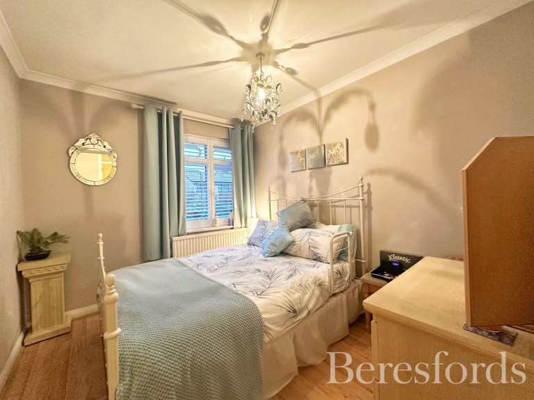 Images for Upper Rainham Road, Hornchurch, RM12