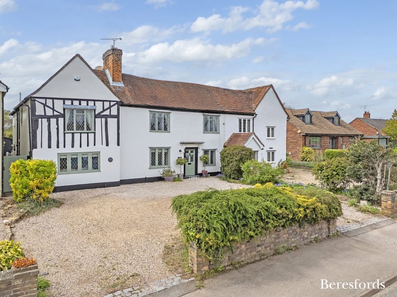 Click the photo for more details of Blasford Hill, Little Waltham, Essex, CM3