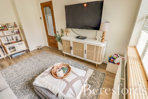 Click the photo for more details of Walkers Close, Chelmsford, Essex, CM1