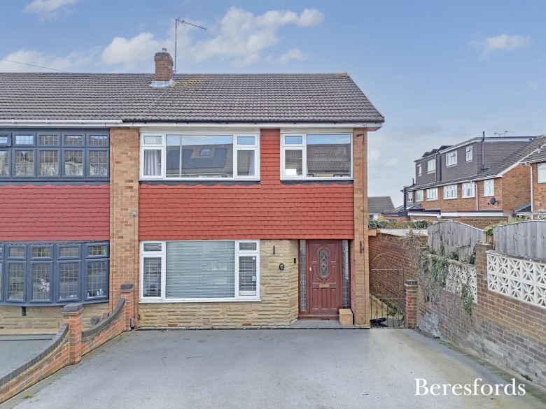 Click the photo for more details of Limerick Gardens, Upminster, RM14