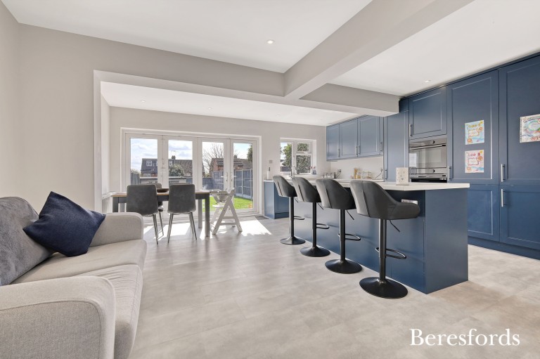 Images for Limerick Gardens, Upminster, RM14