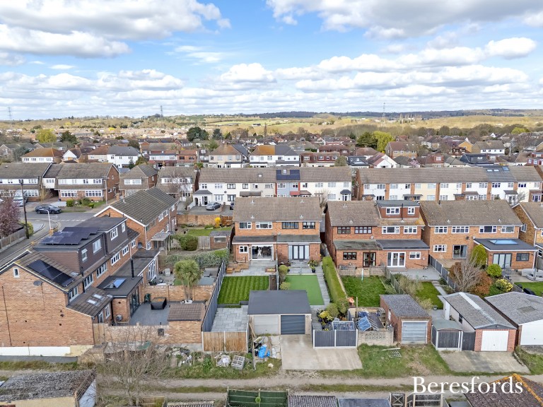 Images for Limerick Gardens, Upminster, RM14