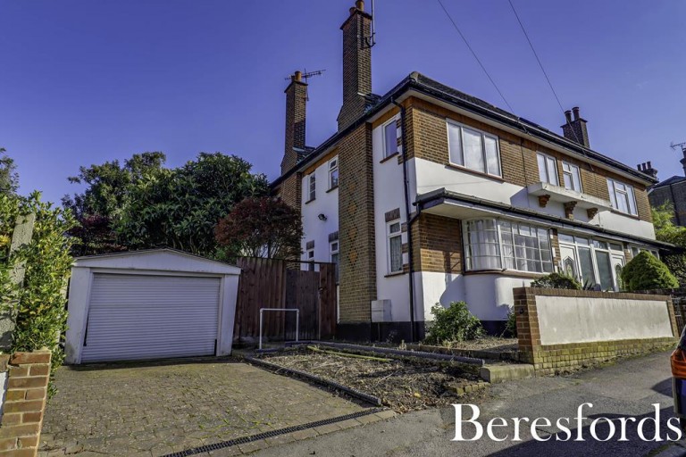 Images for Warley Mount, Warley, Brentwood, Essex, CM14