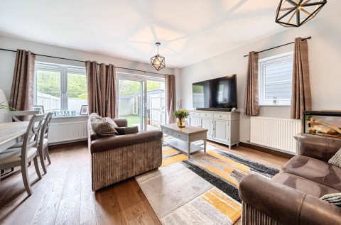 Click the photo for more details of Elm Gardens, Mountnessing, Brentwood, Essex, CM15