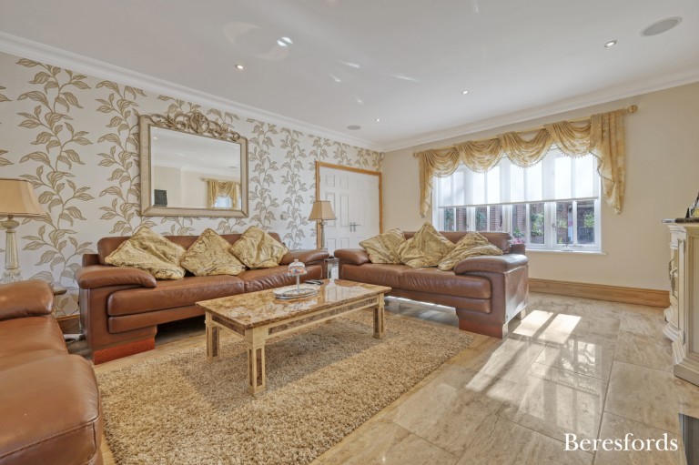 Images for Bowmont Close, Hutton, Brentwood, Essex, CM13