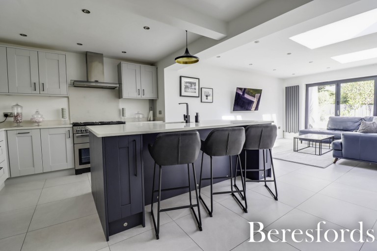 Images for Warley Mount, Warley, Brentwood, Essex, CM14