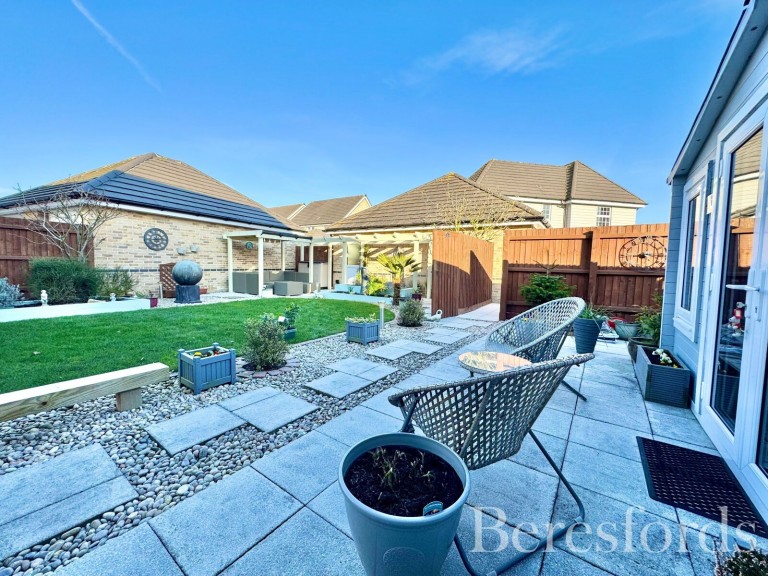 Images for Winterbourne Gardens, Elmstead, Colchester, Essex, CO7