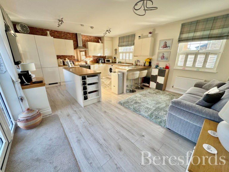 Images for Winterbourne Gardens, Elmstead, Colchester, Essex, CO7