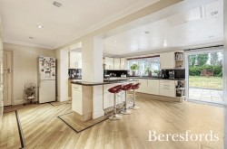 Images for Oaklands Avenue, Romford, RM1