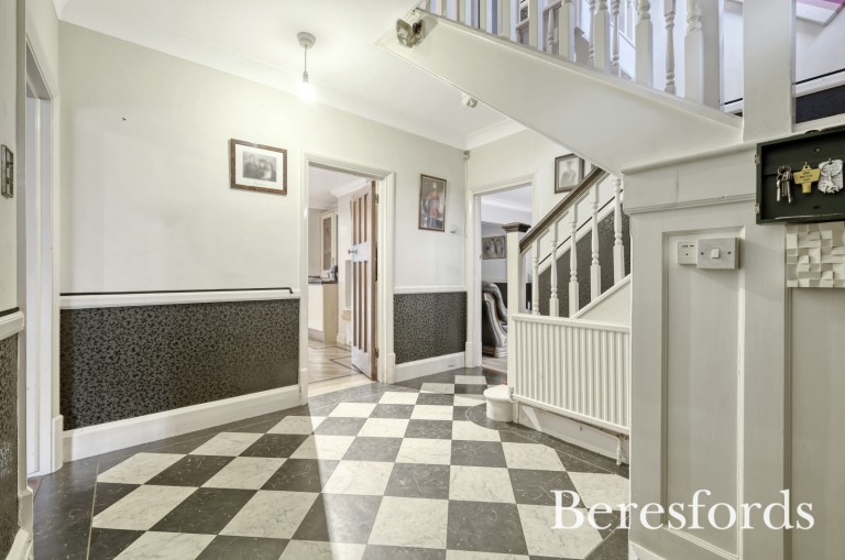 Images for Oaklands Avenue, Romford, RM1