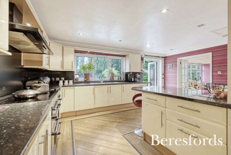 Images for Oaklands Avenue, Romford, RM1