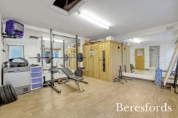Images for Oaklands Avenue, Romford, RM1