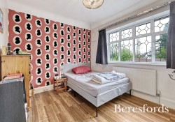Images for Oaklands Avenue, Romford, RM1