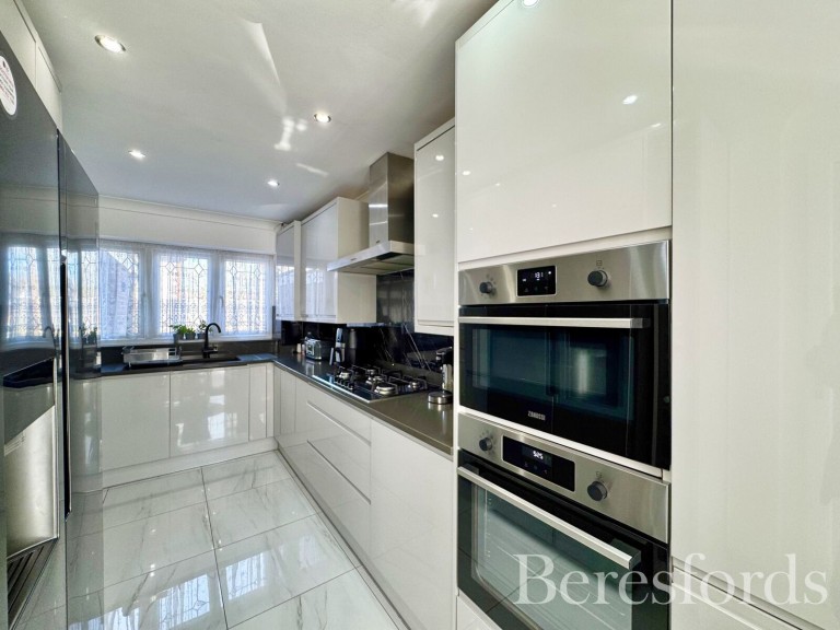 Images for West Malling Way, Hornchurch, RM12