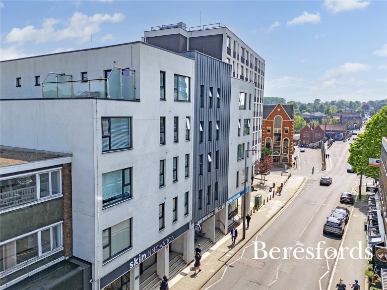 Click the photo for more details of Kings Road, Brentwood, Essex, CM14