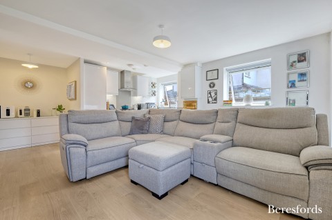 Click the photo for more details of Brick House, 1A Faringdon Avenue, Romford, RM3