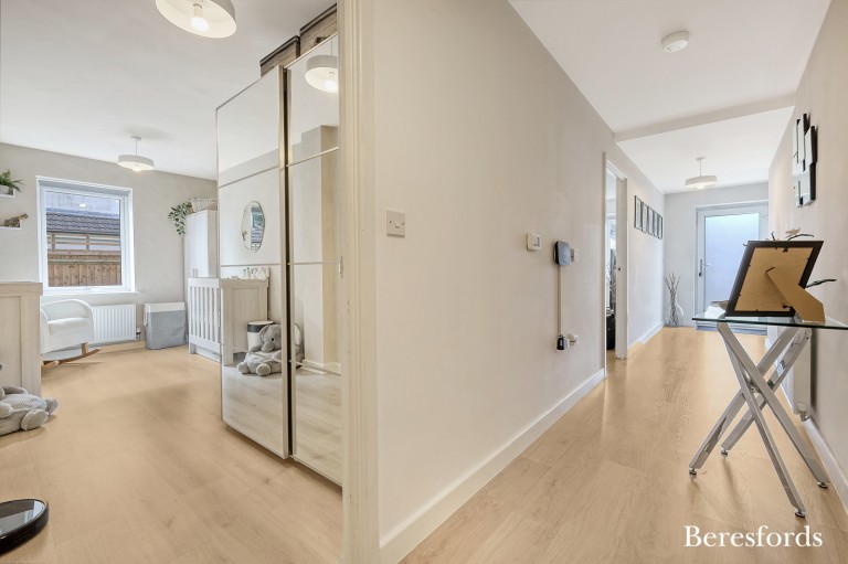 Images for Brick House, 1A Faringdon Avenue, Romford, RM3