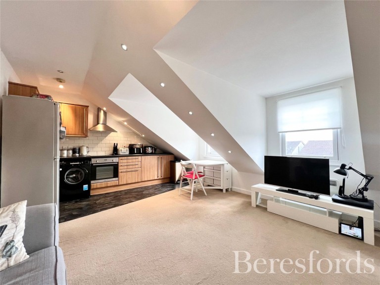 Images for Park Lane, Hornchurch, RM11