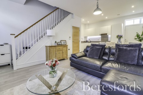 Click the photo for more details of High Street, Colchester, Essex, CO1