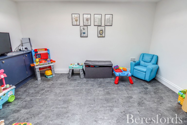 Images for Mascalls Lane, Brentwood, Essex, CM14
