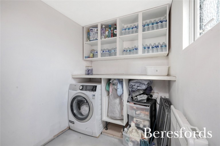 Images for Ardleigh Gardens, Hutton, Brentwood, Essex, CM13