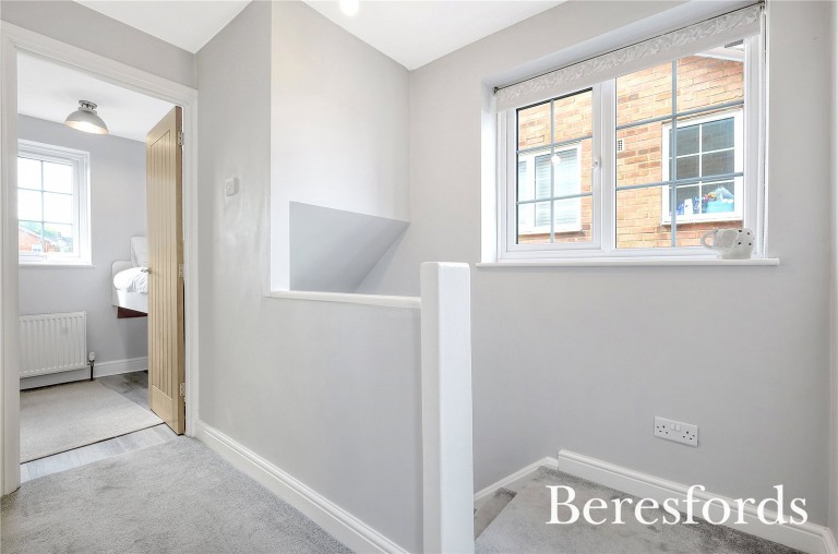 Images for Ardleigh Gardens, Hutton, Brentwood, Essex, CM13