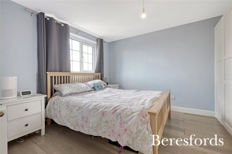 Images for Ardleigh Gardens, Hutton, Brentwood, Essex, CM13