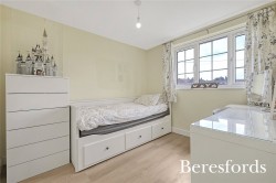 Images for Ardleigh Gardens, Hutton, Brentwood, Essex, CM13