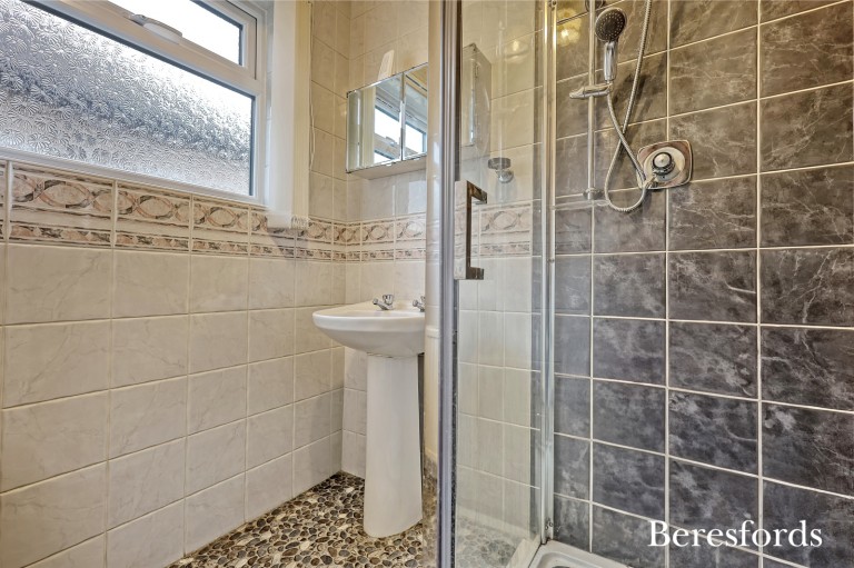 Images for Fairholme Gardens, Upminster, RM14