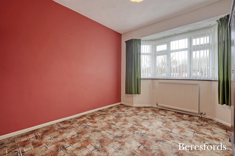 Images for Fairholme Gardens, Upminster, RM14